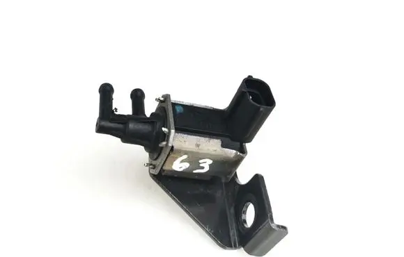 Hyundai i10 Vacuum valve 3946038450