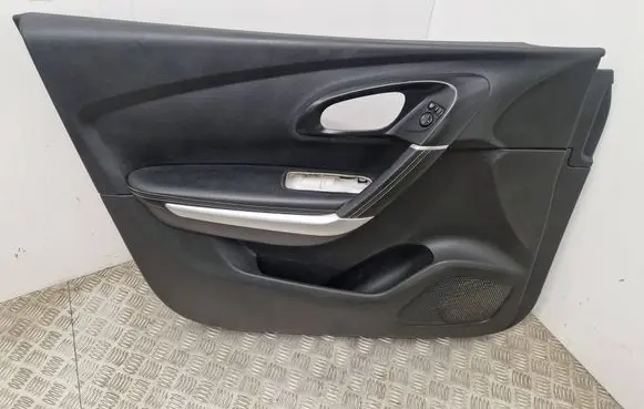 Renault Kadjar Front door card panel trim 809015723R
