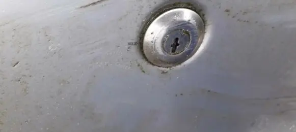 Citroen Xsara Front door lock (next to the handle) 