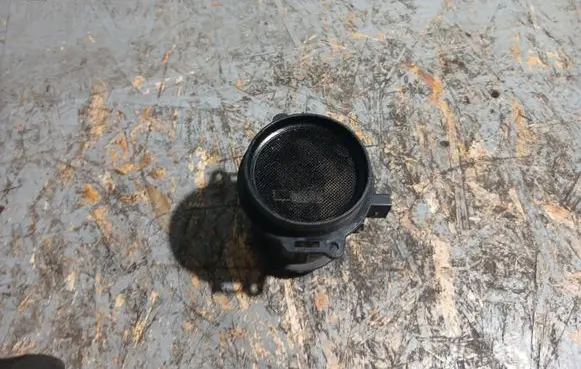 Audi A6 S6 C6 4F Mass air flow meter PBTGF40