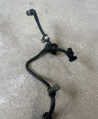Volkswagen Touran I Vacuum valve 06F133761