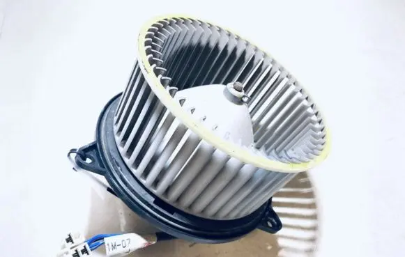Mazda 323 Heater fan/blower hb111be5m03 8940000060