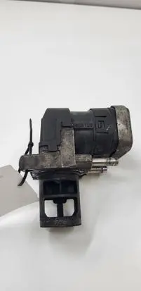 BMW 7 E65 E66 EGR valve 7792447