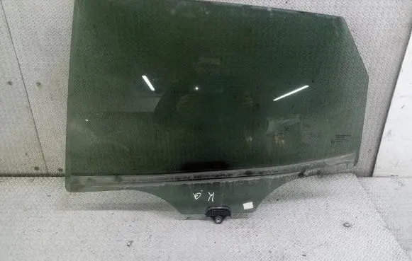 KIA Venga Rear door window glass