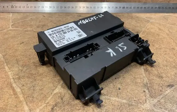 Mercedes-Benz SLK R172 Convertible roof control unit A1729003406