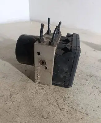 Volkswagen Golf IV ABS Pump 1J0907379G 10094903403 HLU8M29B05