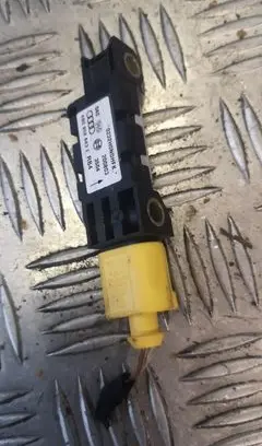 Audi A3 S3 8P Airbag deployment crash/impact sensor 4b0959643e