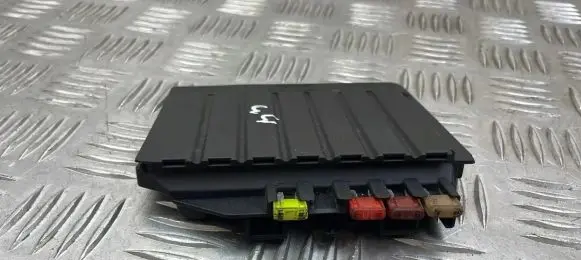 Volvo V70 Fuse box cover 6G9T14A076MB