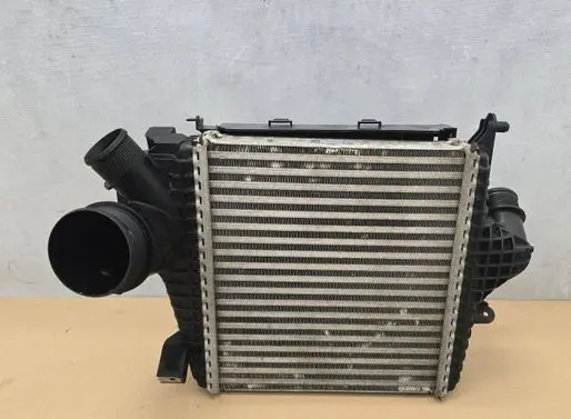 Audi Q7 4M Intercooler radiator 4M0145803BP