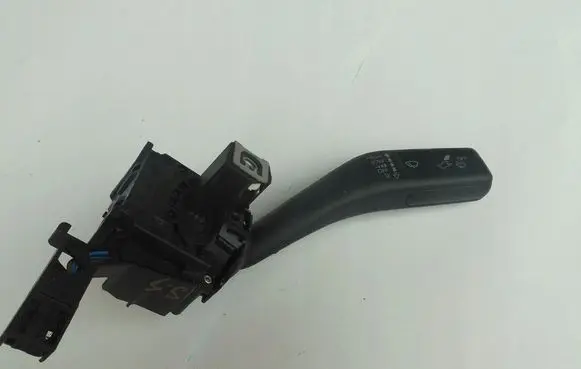 Skoda Superb B6 (3T) Wiper control stalk 1K0953519K