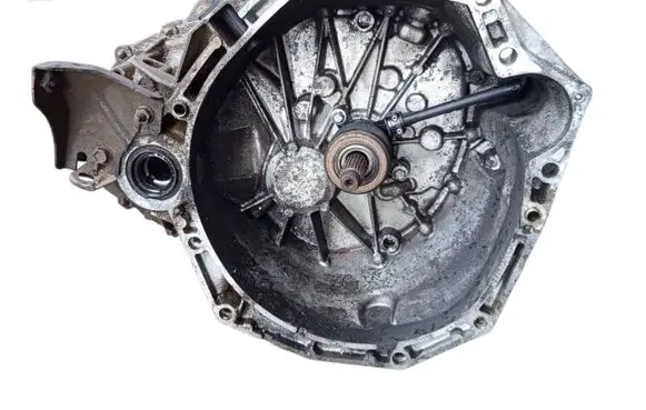 Nissan Qashqai Manual 6 speed gearbox 
