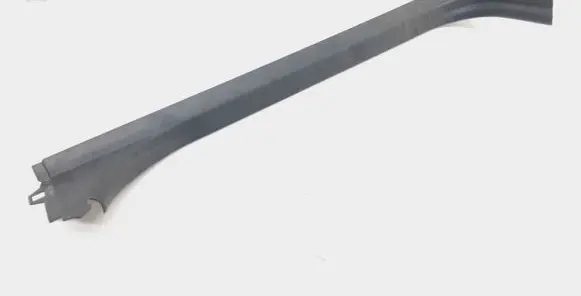 Volvo XC90 Side skirt front trim 
