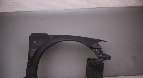 Volvo XC70 Fender mounting bracket HDUDOWOHRU