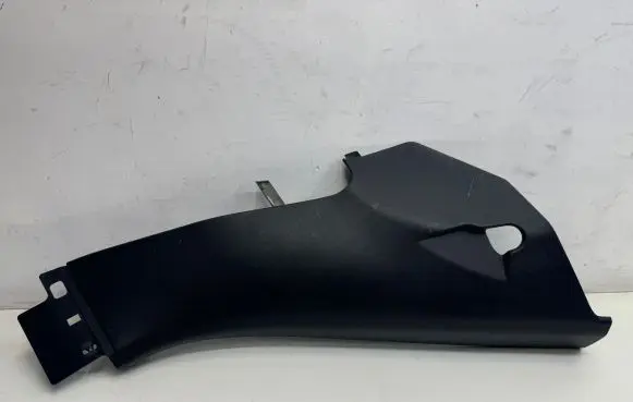 Porsche Cayenne (92A) (C) pillar trim 7P0867766D