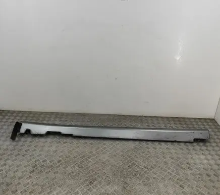 Genesis GV60 Sill 87754CU000
