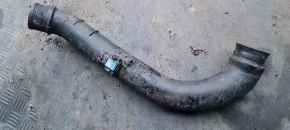 Volvo S40, V40 Intercooler hose/pipe 30620813