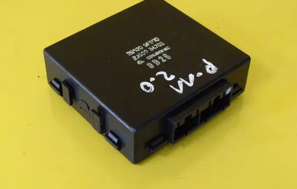 Nissan Primera Central body control module 285209F500
