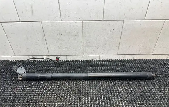 Porsche Cayenne (92A) Tailgate strut 7P5827851D
