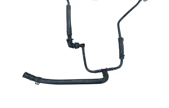 Engine coolant pipe/hose