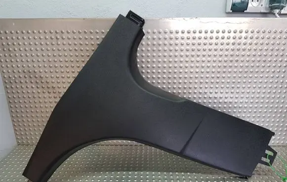 BMW M3 G80 (B) pillar trim (bottom) S26371132 7433243