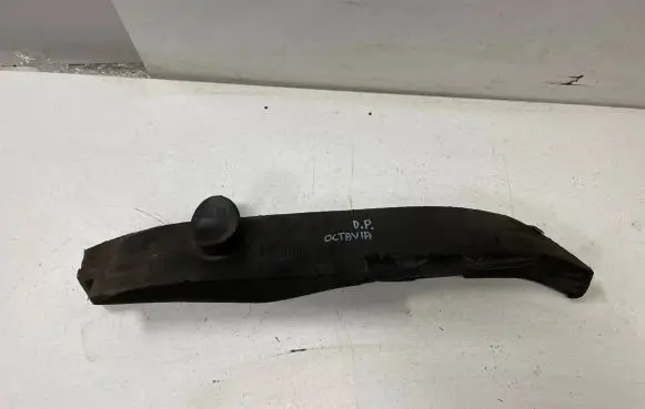 Skoda Octavia Mk3 (5E) Fender foam support/seal 5E0864236