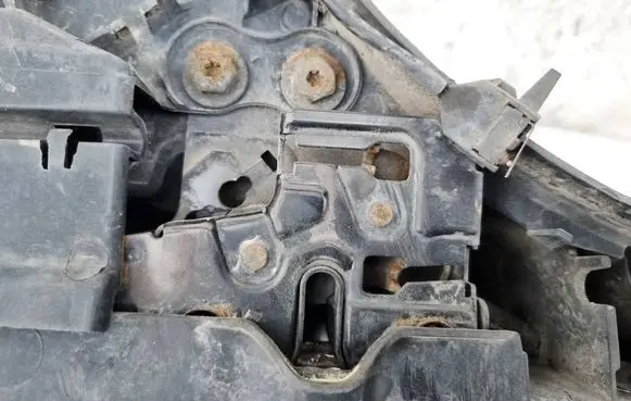 Audi A4 S4 B6 8E 8H Engine bonnet/hood lock/catch