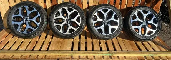 Renault Captur R12 alloy rim 