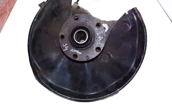 Audi A4 S4 B6 8E 8H Rear wheel hub spindle/knuckle 