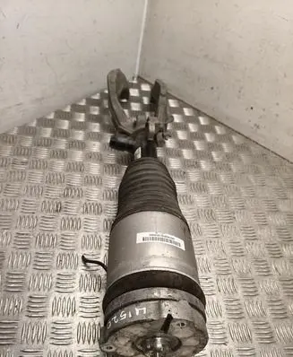 Volvo XC90 Front air suspension shock absorber 31476850