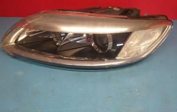 Audi Q7 4L Headlight/headlamp