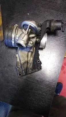 Mercedes-Benz E W210 Throttle valve 0021401760 6040980517
