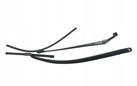 Front wiper blade arm