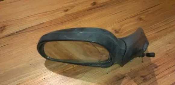 Mazda 626 Front door electric wing mirror e13010519
