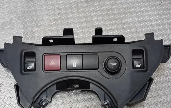 Peugeot Partner A set of switches 04157T06 9680931977 63110656