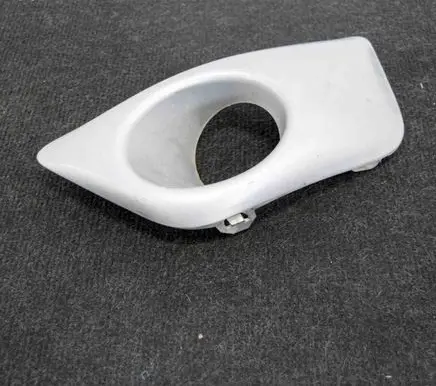 Dacia Sandero Front grill 261A39007R