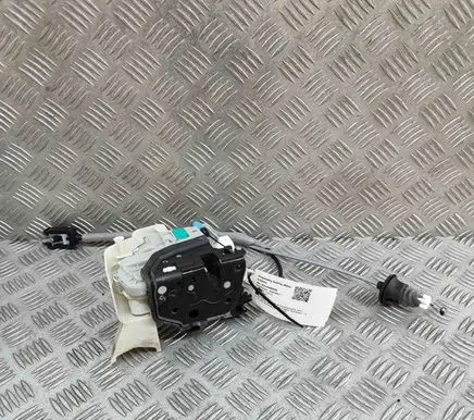 Audi A3 S3 8V Coupe door lock (next to the handle) 8X1837015B