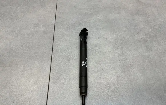 Fuel injector