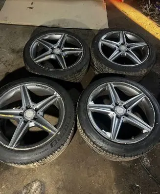 Mercedes-Benz C W205 R18 alloy rim A2054011200