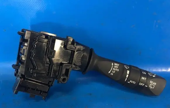 Toyota Prius xw60 Gear shift switch/knob 8465247070