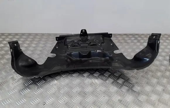 Porsche Cayenne (9PA) Heat shield in engine bay 7L5819523C