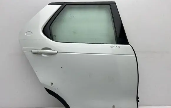 Land Rover Discovery 5 Rear door