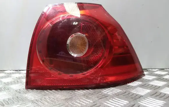 Volkswagen Golf V Rear/tail lights 1K6945096N