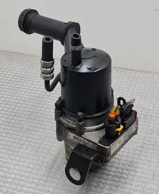 Citroen C4 I Power steering pump 9681545980