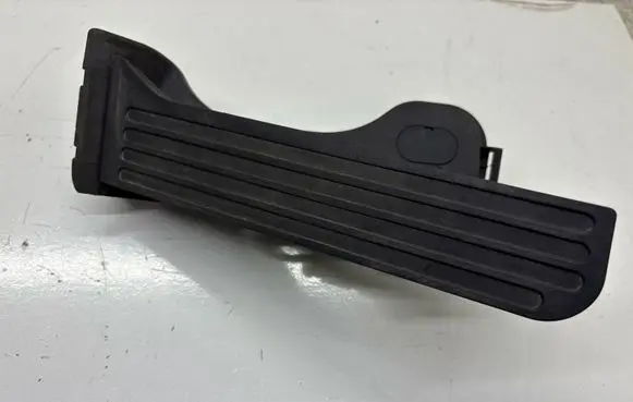 Skoda Octavia Mk2 (1Z) Accelerator throttle pedal 1K1721503P
