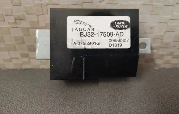 Jaguar E-Pace Window wiper interval relay BJ32-17509-AD
