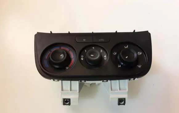Opel Combo D Air conditioner control unit module 5N4740100