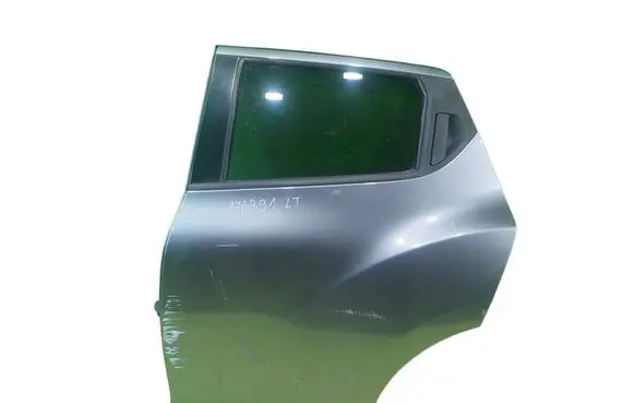Nissan Juke I F15 Rear door LEWE