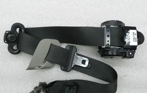 Chevrolet Captiva Rear seatbelt 95416748