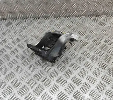 Volvo XC90 Engine mount bracket 32298661 326H96