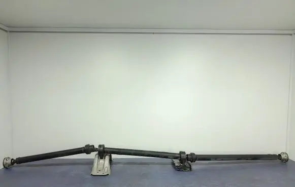 Volvo S90, V90 Drive shaft (set) 31437055